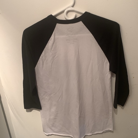 Beautiful 2 Tone Serengtee 3/4 Sleeve Tshirt w/Flower Front Pocket SZ Small 😍 - Picture 6 of 6